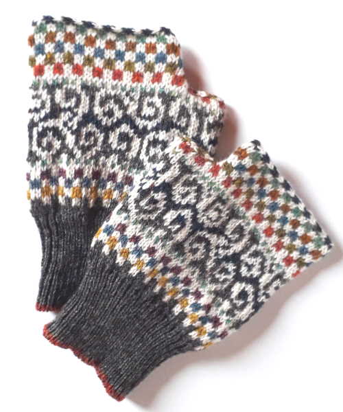 Triskel Stone fingerless mittens